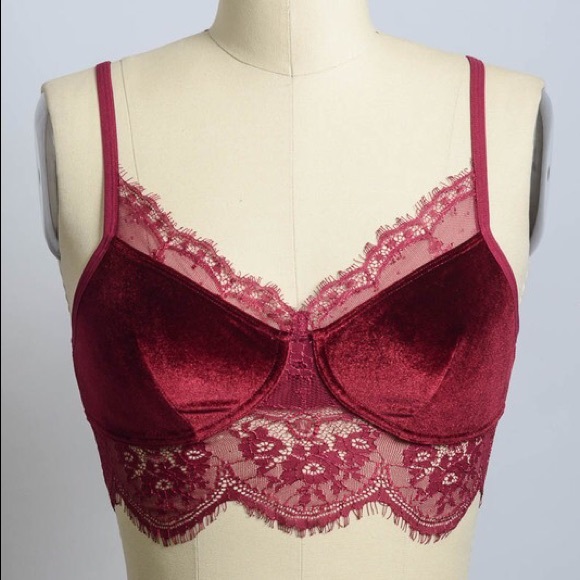 ❗️CLOSING SALE❗️Wine Velvet Lace Half CamiBralette - Picture 3 of 3
